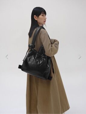 Ölend NWT Black Vegan Leather “Ona” Puffer Convertible Backpack Tote